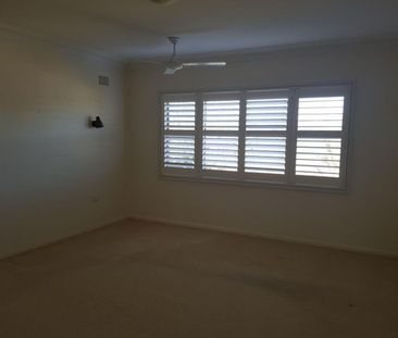 Elevated Family Home with Manning River Views – Taree West - Photo 5