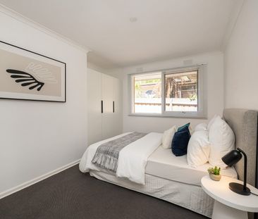 Impressive Family Home in a Prime Location - Photo 5