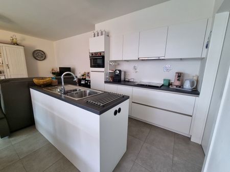 Prachtig energiezuinig appartement (93m² + 21m² terras) incl. autostaanplaats en kelderberging! - Foto 3