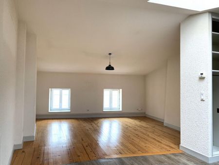 APPARTEMENT T2 BIS A LOUER A ROANNE - CENTRE VILLE - Photo 2