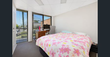 This immaculately presented one-bedroom apartment style property is ideally positioned in the heart of beautiful Empire Bay. - Photo 3