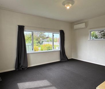 Fabulous low maintenance three bedroom home - ... - Photo 6
