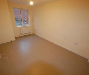 2 bedroom house to rent - Photo 3