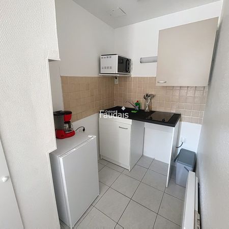 Location Appartement 1 pièce 17m² COUTANCES 50200 - Photo 3