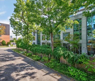 For Lease - 2410 Marine Drive, Oakville, Ontario - Photo 2