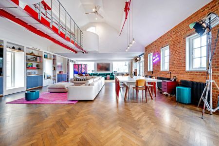 Old Library Apartments, Battersea, SW11 - Photo 2