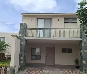 Casa en Fracciones De Echeveste (pro), León - Photo 1