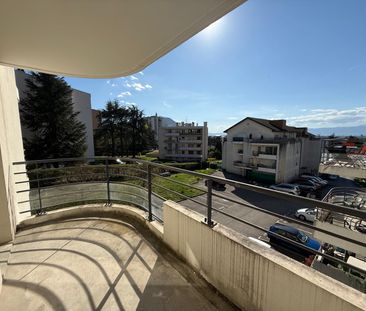 Location Appartement 2 pièces 44m² - Photo 2