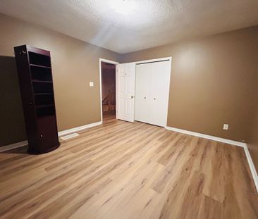 For Lease - 966 Silversmith Street, London North, Ontario - Photo 2