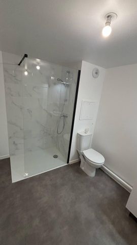 location Appartement T2 DE 42.37m² À SAVIGNY LE TEMPLE - Photo 5