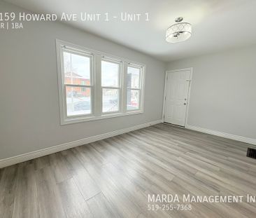 NEWLY RENOVATED 2 BED/1 BATH UNIT+HYDRO & GAS - Photo 2