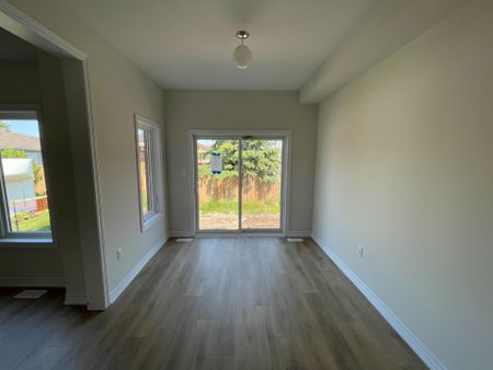 For Lease - 26 Tumblewood Place, Welland, Ontario - Photo 2