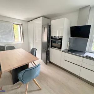 Moderne 2-Zimmer Wohnung mit Kamin und Fußbodenheizung in begehrter Lage des 13. Bezirkes - Photo 3