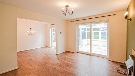 Reedsmere Close, Stockton Heath, Warrington, WA4 - Photo 2