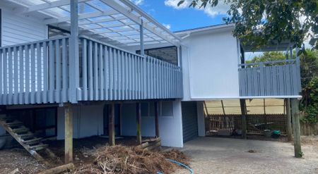 Hillsborough - 4 bedrooms plus huge rumpus - Photo 5