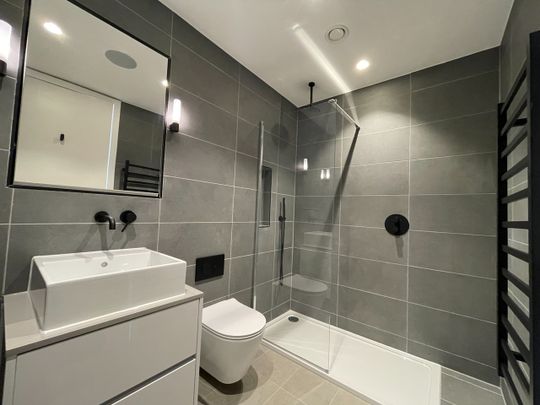 3 Bed Flat, Baddiel House, NW10 - Photo 1