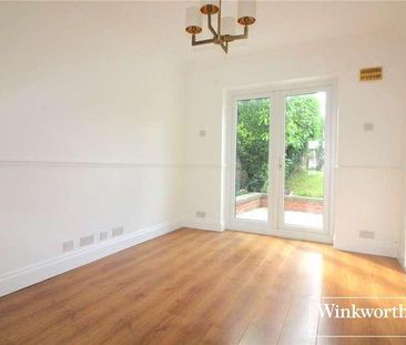 Delius Close, Elstree, Borehamwood, Hertfordshire, WD6 - Photo 5