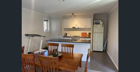 Perfect Location!! - Photo 4