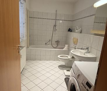 Komfortable 2-Zimmer Wohnung in der Curiesiedlung - Photo 4
