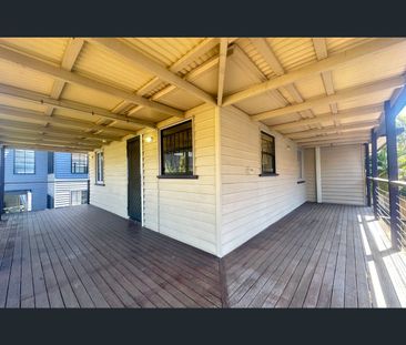 149 Allen Street, Hamilton, Qld 4007 - Photo 2