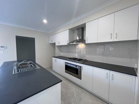 9 Thyme Rise, Dayton WA 6055 - House For Rent - $850 | Domain - Photo 5