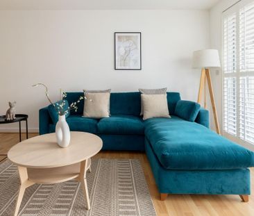 2 bedroom ground floor flat to rent - Photo 2