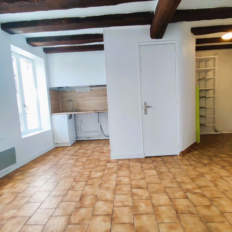 Apartment - Photo 1