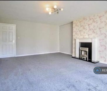 3 bedroom semi-detached house to rent - Photo 2