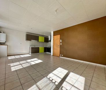 Location Appartement 3 pièces 60m² - Photo 2