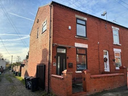 3 bedroom end of terrace house to rent - Photo 5