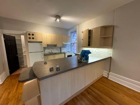 548 MacLaren — 1 Bedroom - Photo 3