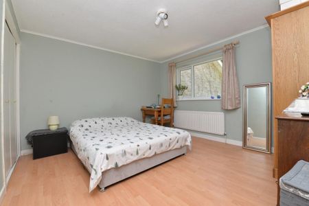 3 bedroom link detached house to rent - Photo 5