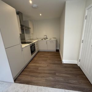 1 bedroom apartment to rent - Photo 2