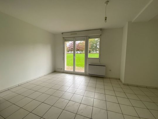 ALLEE DE LA CORNUE, T2 de 40m² avec terrasse et parking ! - Photo 1