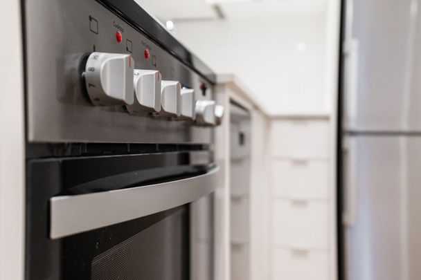 150 The Donway West - Photo 1