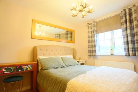 3 bedroom terraced house to rent - Photo 4