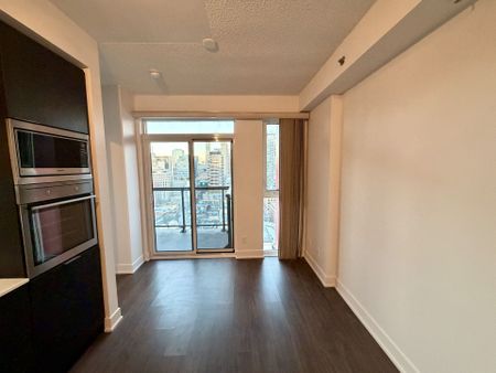 For Lease - 318 Richmond Street Unit# 1904, Toronto, Ontario - Photo 5