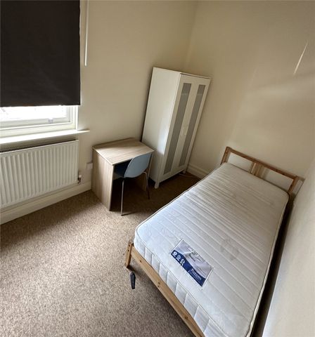 Student Properties to Let - Photo 3