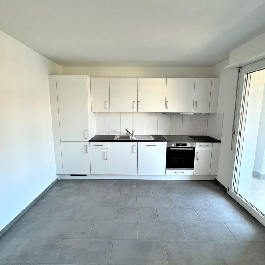 Helle 2-Zimmer-Wohnung mit Balkon in Basel-Kleinhüningen - Foto 1