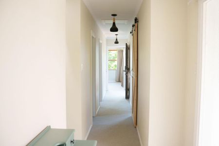 Sunny Elevated Home Near Tahunanui Beach – Privacy, Views and Character - Photo 4