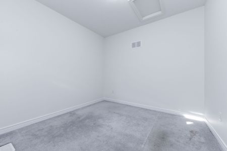 For Lease - 121 Adventura Road, Brampton, Ontario - Photo 2