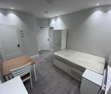 Studio Flat, Amhurst Road, E8 - Photo 5