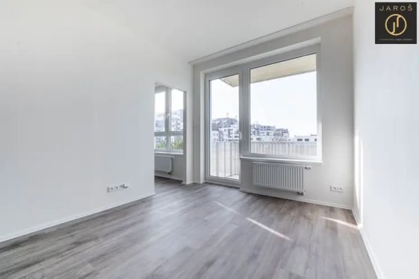 Pronájem 2+kk s balkonem a garážovým stáním, Dolní Měcholupy – ul. Honzíkova - Photo 1