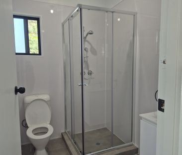 Fully Renovated 1-Bedroom Flat – Just 200m from the Beach! - Photo 3