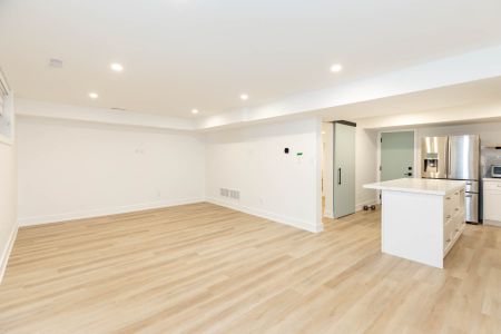 For Lease - 15 Anndale Road, Toronto, Ontario - Photo 2