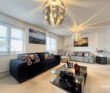 Truesdales, Ickenham, UB10 - Photo 5