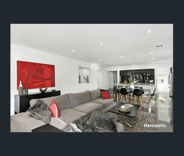 RESORT-STYLE LUXURY IN THE PRESTIGIOUS BALWYN HIGH SCHOOL ZONE - Photo 1