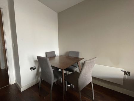 2 Bed Flat, Regent Street, M3 - Photo 3