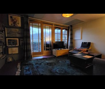 Room in a Shared Flat, Queen's Park Court, EH8 - Photo 1