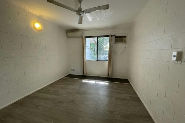 IDEAL FOR LOW-MAINTENANCE LIVING - Photo 1